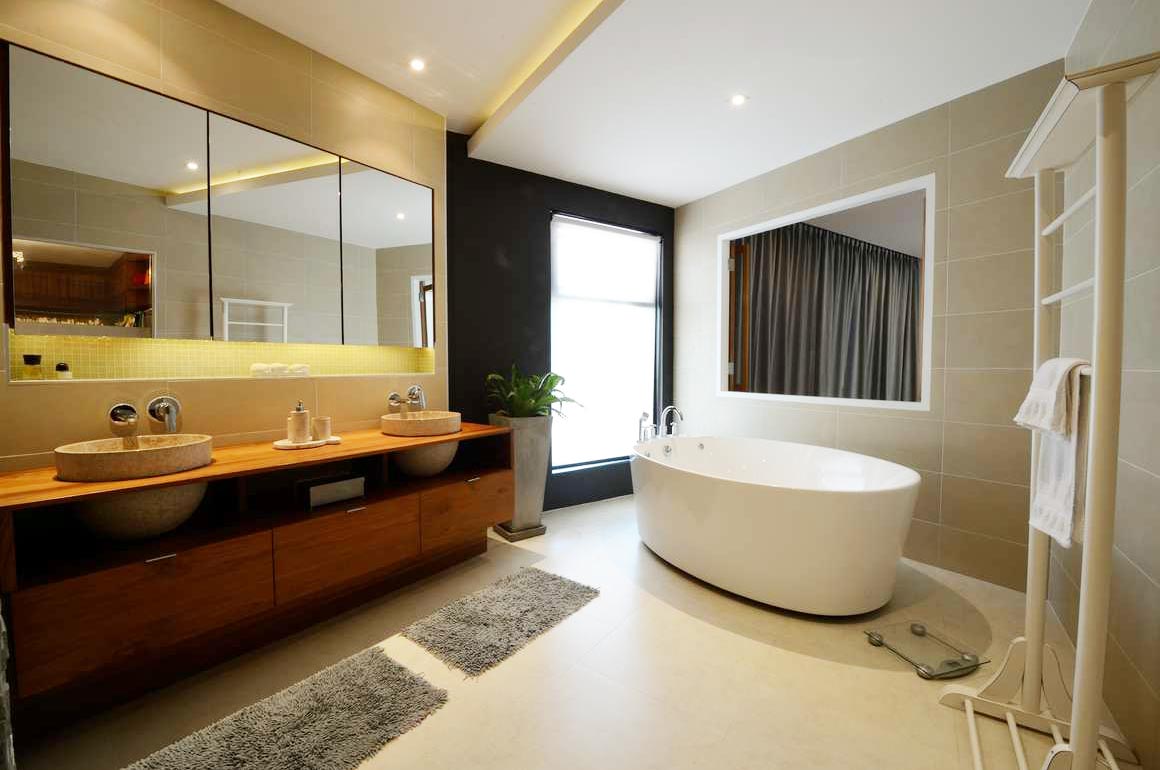 Thailand builder. Thailand construction contractor. Bathroom interior fit out.